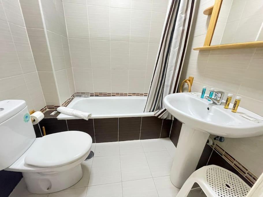 Nice Flat In Atarazanas - Souv Malaga Exterior photo